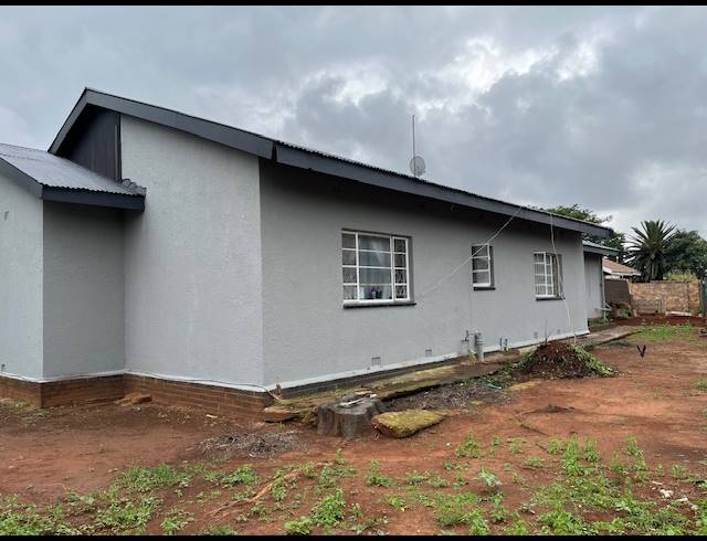 4 BEDROOM FREEHOLD FOR SALE IN EDENDALE